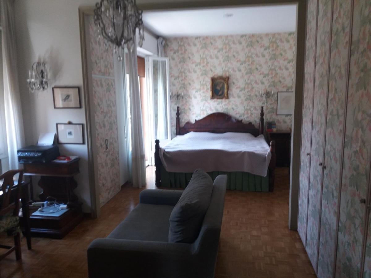 Relais Lola Apartment โบโลญญา ภายนอก รูปภาพ